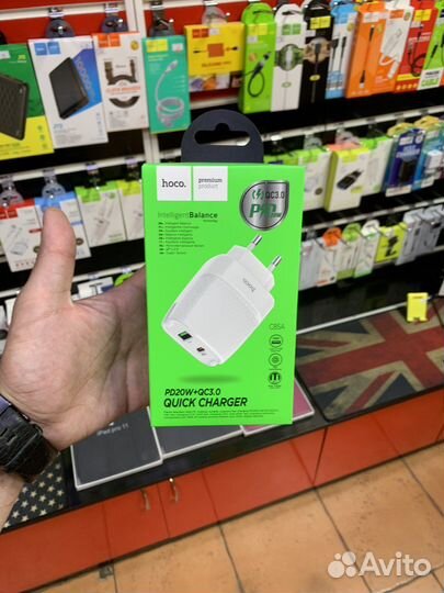 Блок зарядки для телефона/планшета (+USB C)