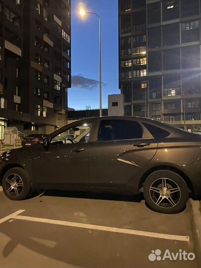 LADA Vesta 1.6 МТ, 2021, 98 000 км