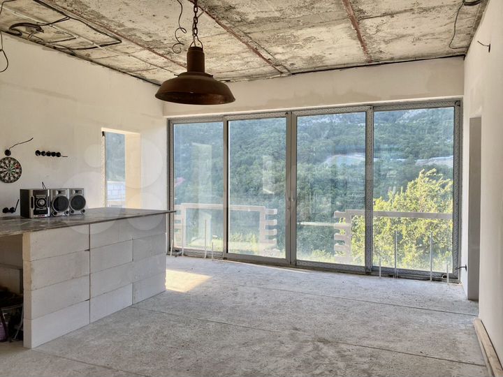 Дом 140 м² на участке 3,4 сот.