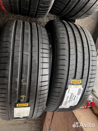 Pirelli P Zero PZ4 315/35 R21 и 275/40 R21