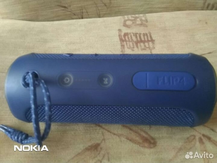 Портативная колонка jbl