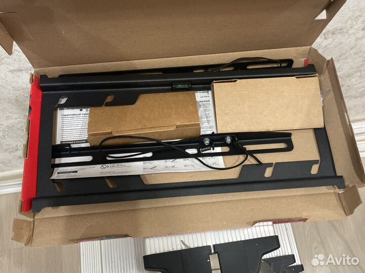 Кронштейн для телевизора на стену