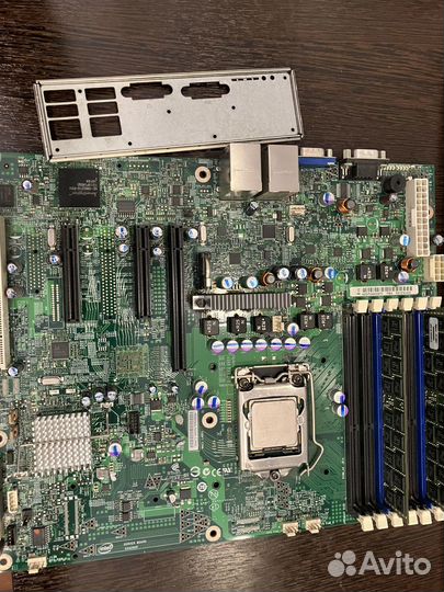 Supermicro S3420GP+ Xeon X3430 + 12gb 1066