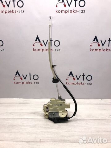 Замок двери передний правый Audi Q7 4L BHK 2008