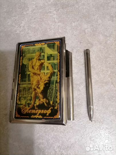 Блокнот с ручкой и зажим