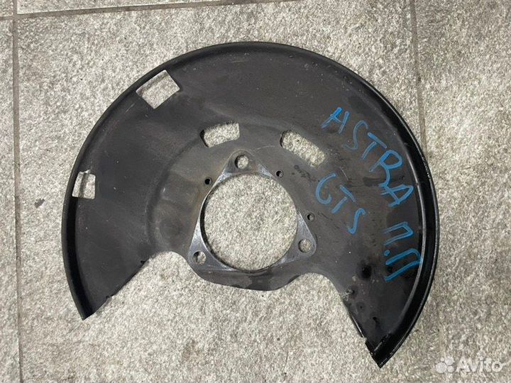 Пыльник тормозного диска Opel Astra J GTC A14NET