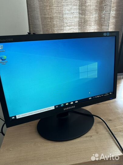 Монитор samsung syncmaster E1920