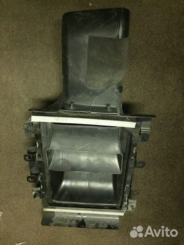 Направляющая воздушного потока Nissan GTR R35