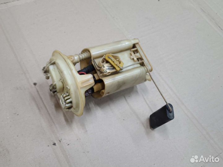 Топливный насос (бензонасос) Renault Logan 1