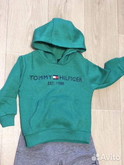 Костюм детский Tommy Hilfiger на флисе новый
