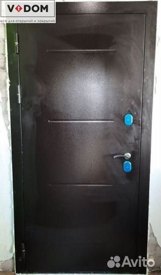 Двери на заказ. Дверь входная лофт