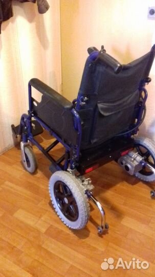 Инвалидная коляска с электроприводом