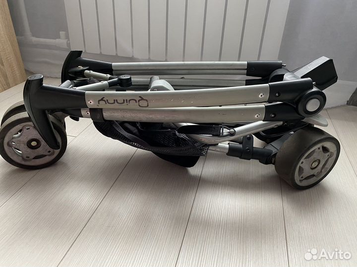Прогулочная коляска quinny