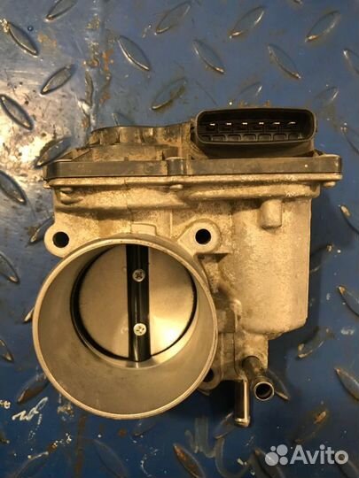 Дроссельная заслонка Toyota Rav 4 ca40 2014 г