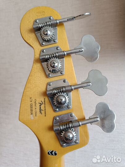 Squier Classic Vibe Jazz Bass 60s