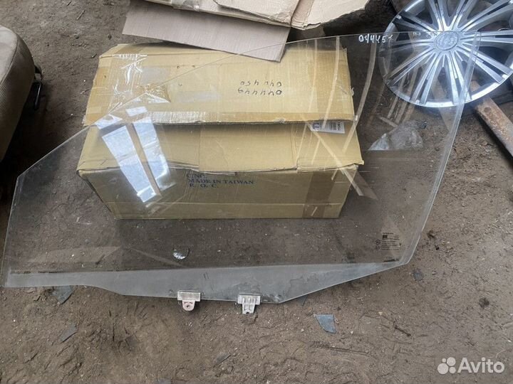 Стекло переднее левое Nissan Almera Classic B10 20