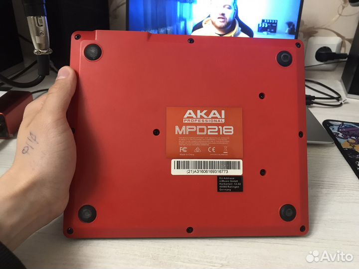 Midi контроллер akai mpd 218