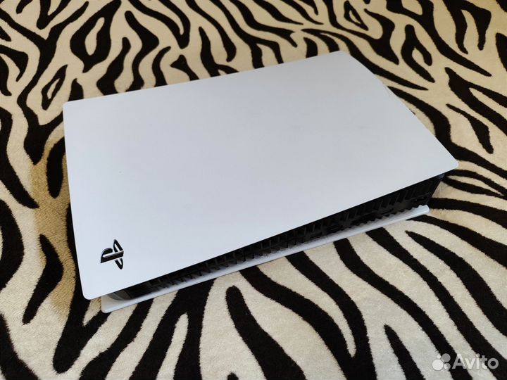 Sony PlayStation 5 с дисководом