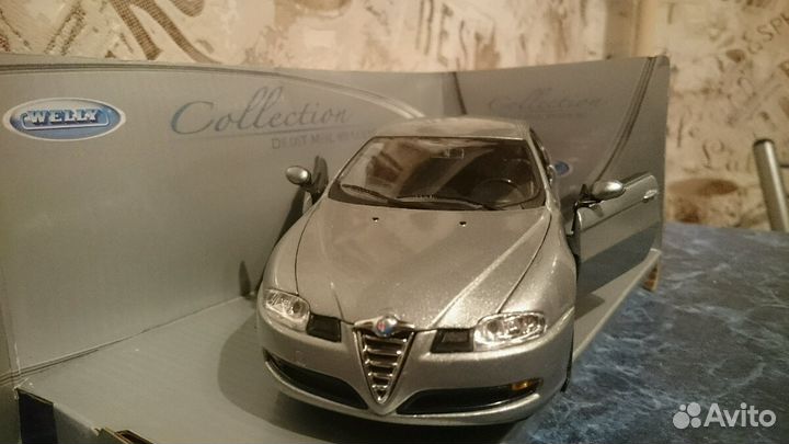 Модель alfa GT 1:24 металл
