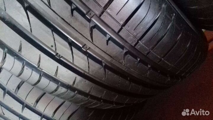 Dunlop SP Sport Maxx 245/40 R20