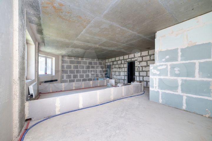 2-к. квартира, 63 м², 2/15 эт.