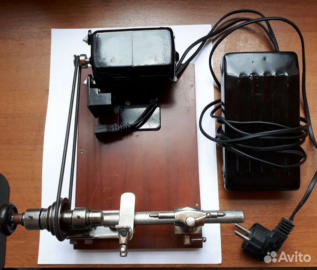 Часовой токарный станок СССР Частех