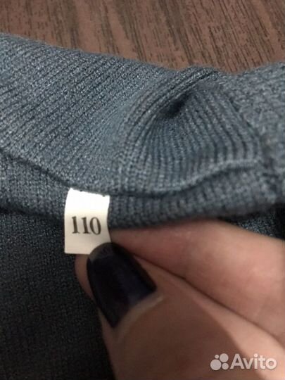 Джемпер новый 110р