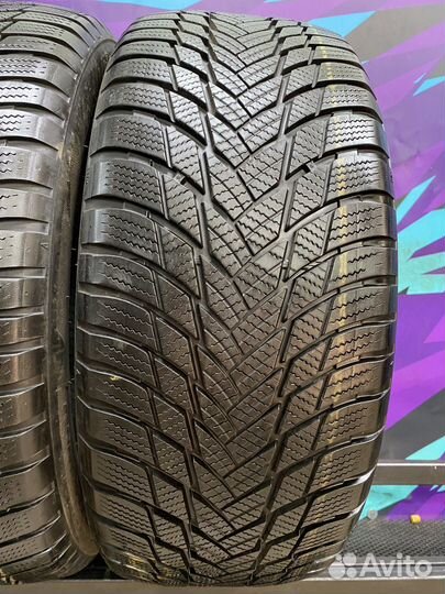 Bridgestone Blizzak LM-001 225/55 R17