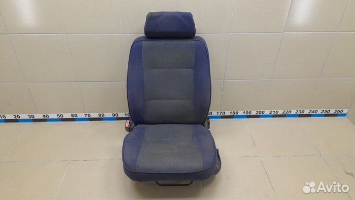 Сиденье переднее левое Peugeot 306 универсал 1.6 I