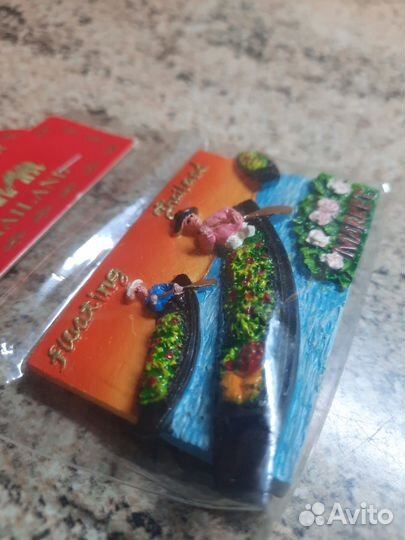 Магнит на холодильник