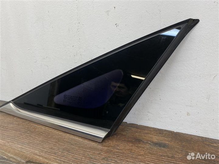 Форточка задняя правая Hyundai Sonata 6 2009-2014