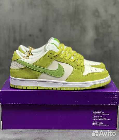 Nike Dunk Low Green Apple