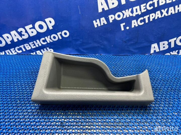 Пластик салона Mazda Demio 2 хэтчбек ZJ-VE 2003