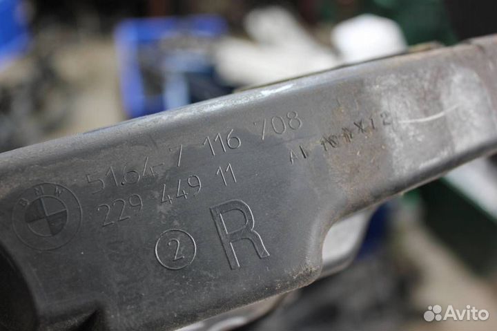 Кронштейн фар левый правый BMW 3 E90 (2007)