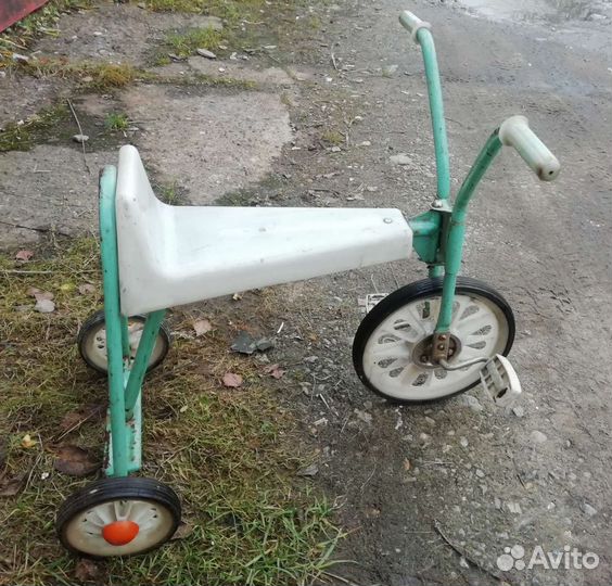 Детский трехколесный велосипед СССР