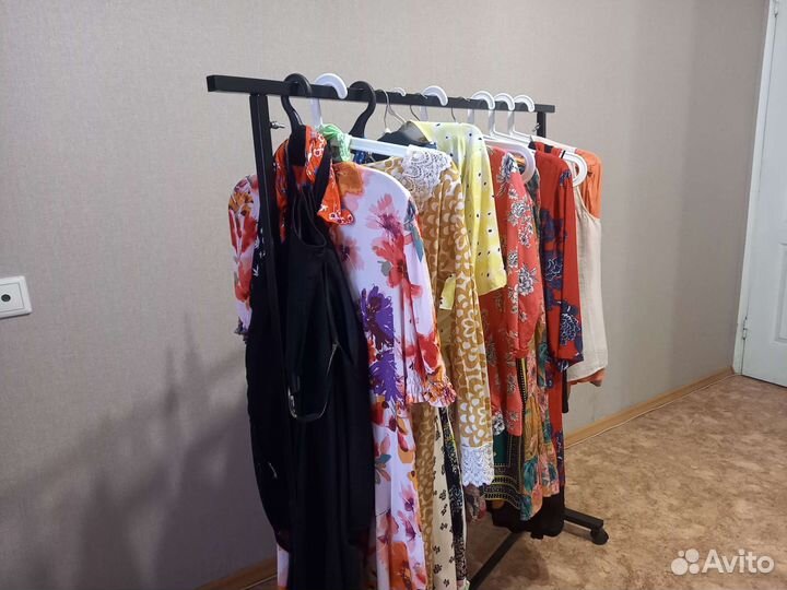 Вешалка напольная