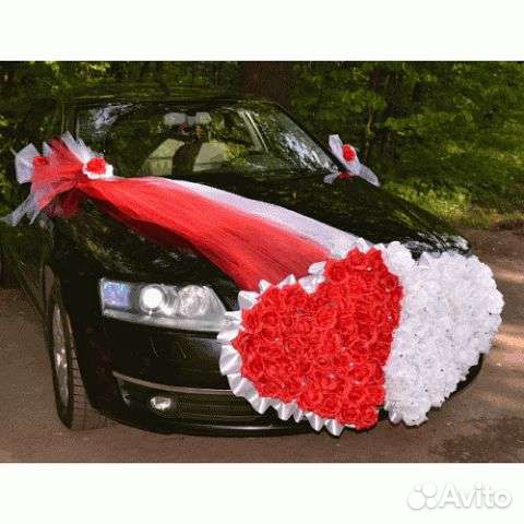 Украшение на свадебную машину