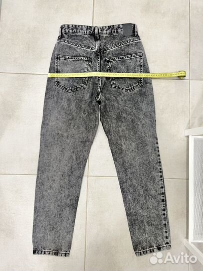 Джинсы бананы женские