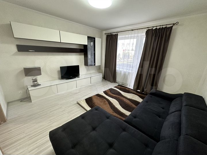 2-к. квартира, 60 м², 4/9 эт.