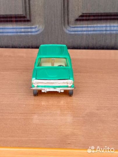 Модель газ-24-02 1:43 СССР