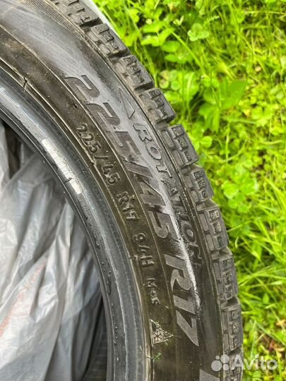 Pirelli Ice Zero 225/45 R17 94H