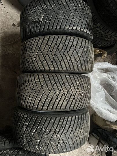 Goodyear Ultragrip Ice Arctic 245/40 R18