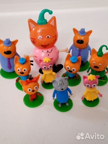Киндер-сюрприз фигурки 