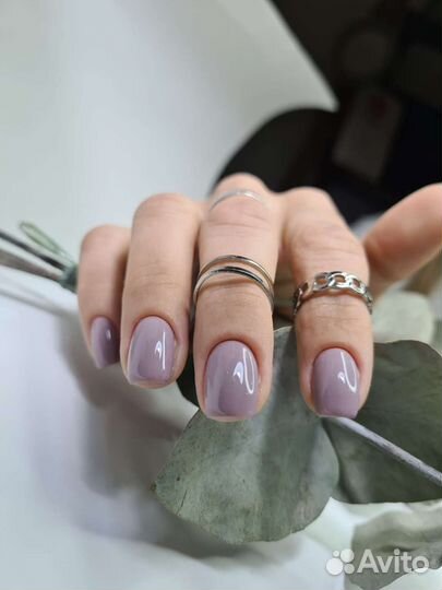 Маникюр и педикюр