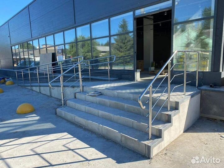 Перила поручни