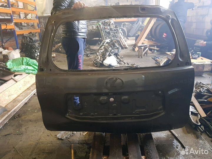 Крышка багажника Lexus GX 460