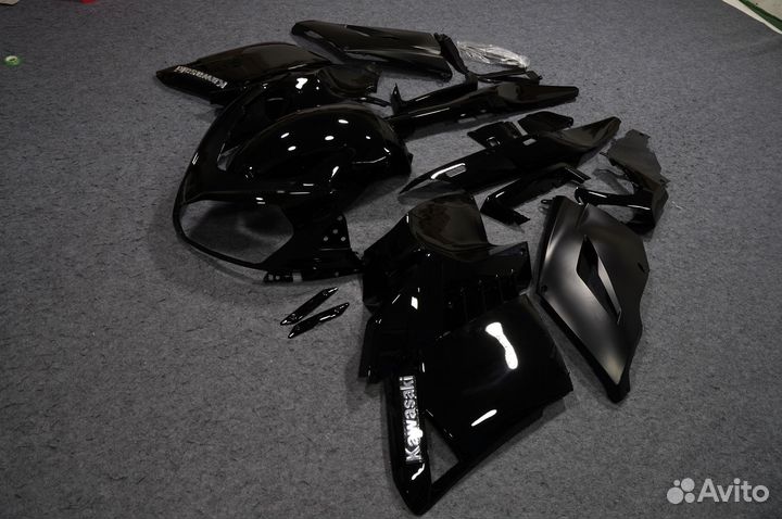 Комплект пластика на Kawasaki GTR1400 2008-2009