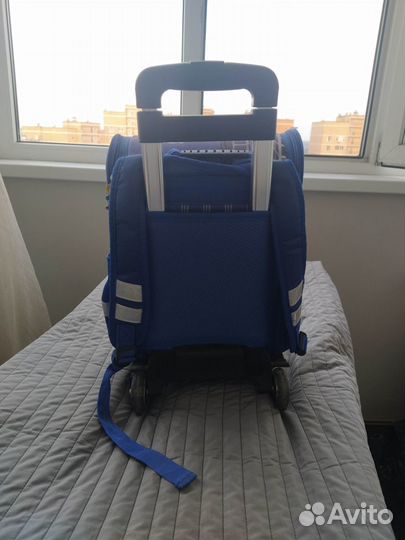 Детский чемодан на колесиках