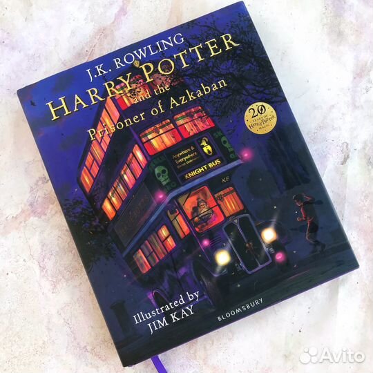 Книга Harry Potter and the Prisoner of Azkaban