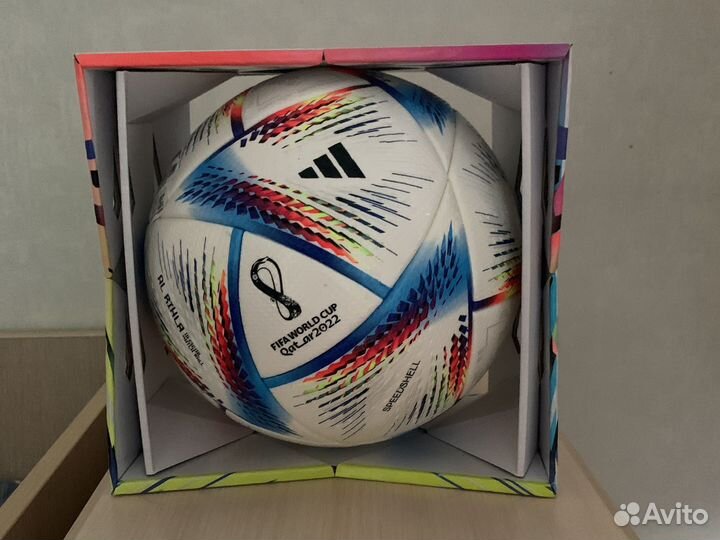 Футбольный мяч adidas al rihla официальный